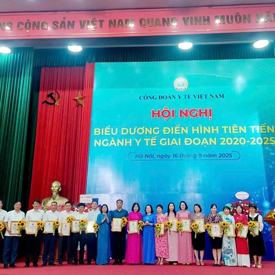 Ngọn lửa nhiệt huyết từ Công đoàn Trường Đại học Dược Hà Nội và những điển hình tiên tiến ngành y tế giai đoạn 2020-2025.